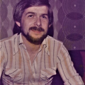 Piet aan het behang te zien ergens jaren zeventig.