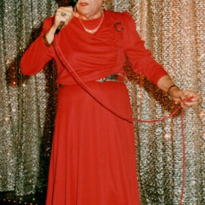 Zangeres Mona in Gay Palace circa 1987