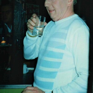 Cora / Cor van der Tak in de Cosmo Bar circa 1988