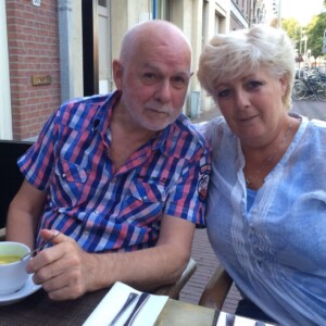 Piet met nicht Els Jonker uit eten bij de Rijnkade in Arnhem circa 2016.